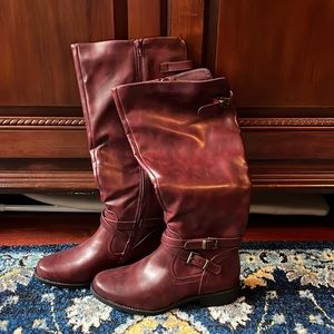 Wide calf burgundy riding boots size 9 - vegan leather - NEW!